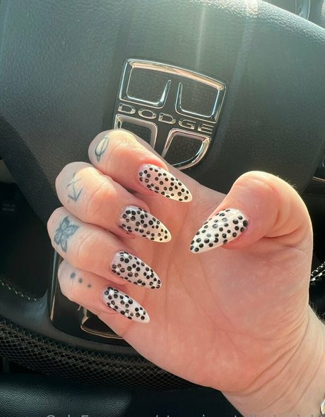 巨尻熟女オンリーファンズ セクシー 画像