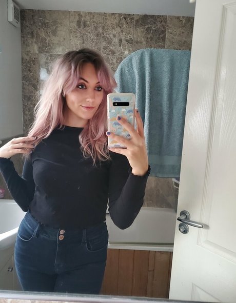 bigblueeyes666 ポルノスター 可愛い 画像