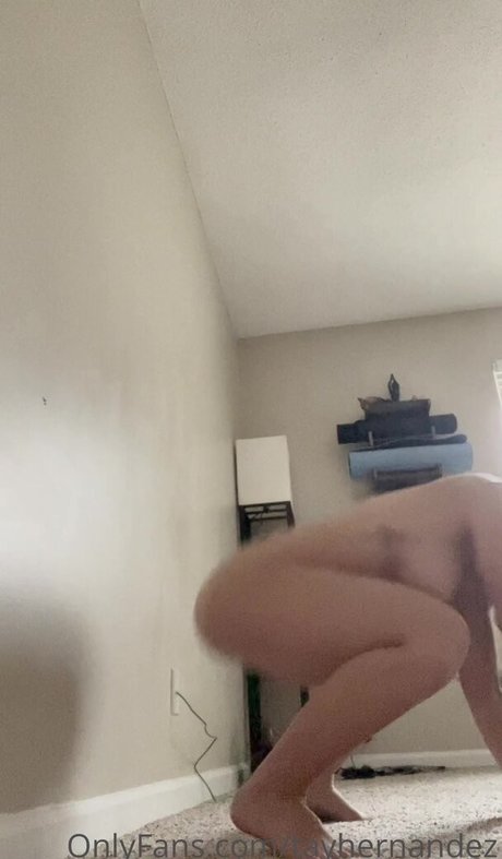 フラットオンリーファン ポルノ 写真