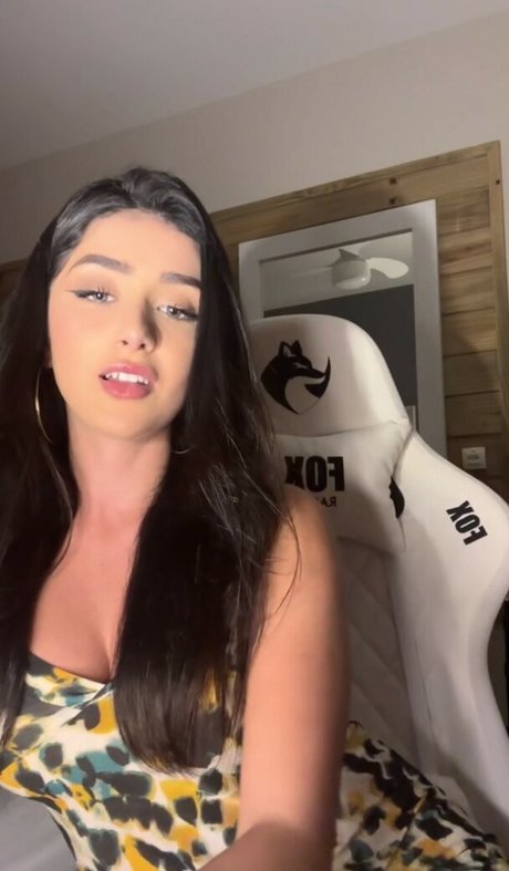 BIGO Rafa 完璧なポルノスター 写真