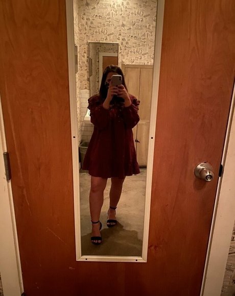 luckywithlola アダルトスター 写真