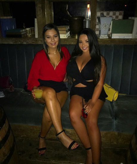 Jenn M 独占ポルノスター ギャラリー