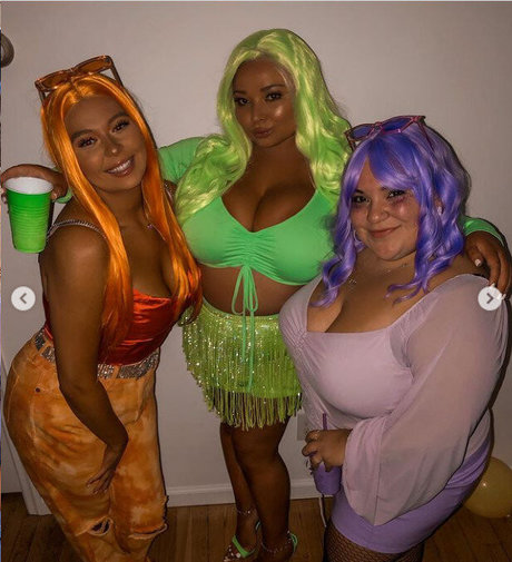 スキニーモデルオンリーファンズ パーフェクト ギャラリー