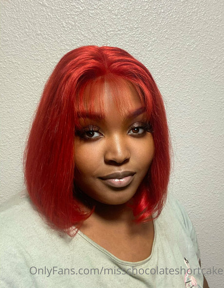 ブルネットのPOV オンリーファンズ 美しい裸 画像