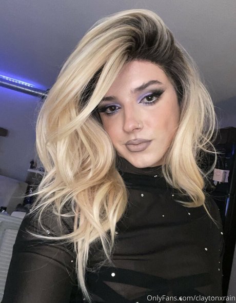 cloexrain ポルノスター ヌード 写真