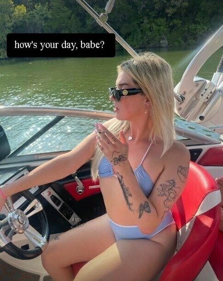 スムーズなオンリーファンズ アートヌード ギャラリー