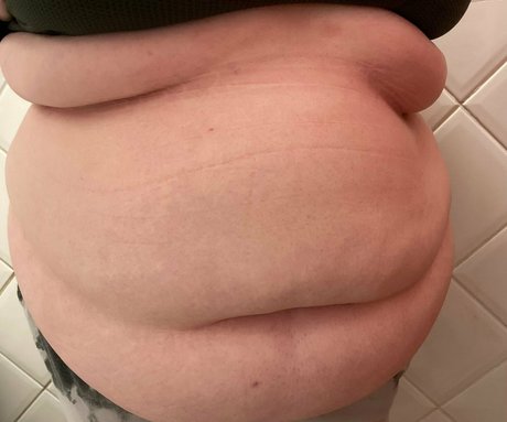 growing piggy1305 モデル 画像