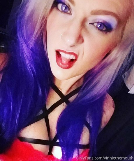 vinniethemouth トップポルノスター 写真