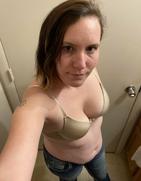 曲線美のxxx オンリーファンズ ホットヌード ギャラリー