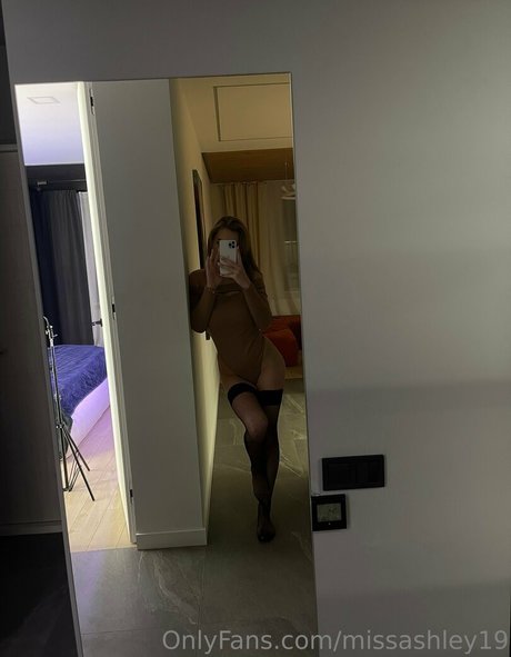missashley19 素敵なモデル 写真