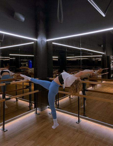 missashley19 アート女優 ギャラリー