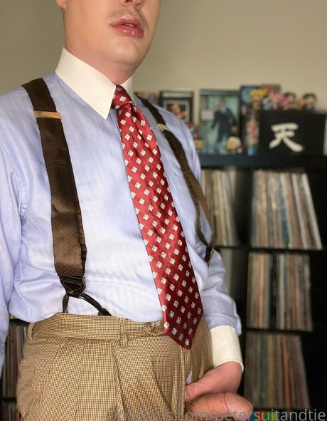 petersuitandtie ヌードモデル 画像