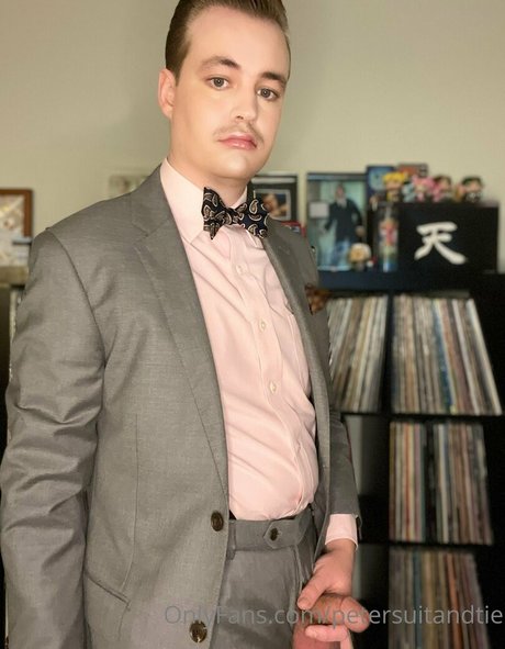 petersuitandtie アートモデル 画像