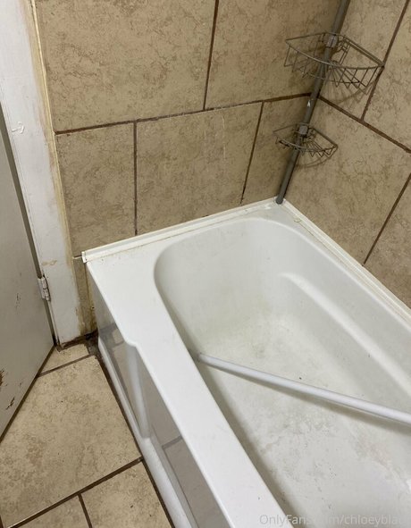 chloeyblack アダルトスター 画像