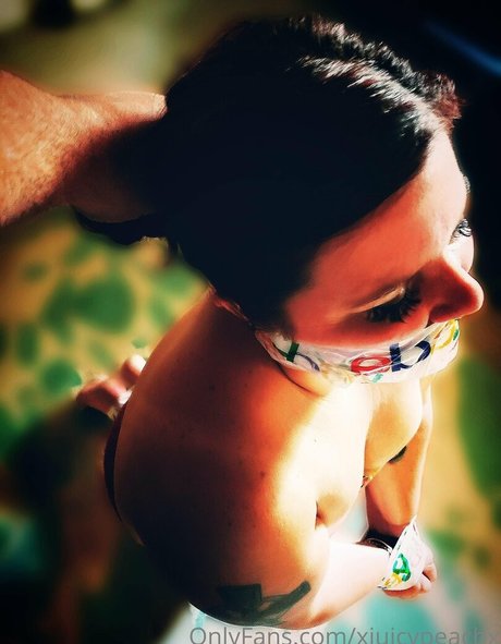 xjuicypeachx 高品質のスター 写真