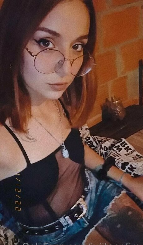 jujitaonfire 美しいモデル 画像