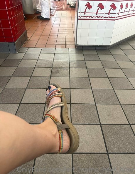 hot mama next door ホットなモデル 写真