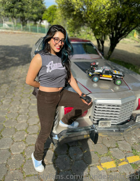 巨乳タトゥーオンリーファンズ 美しいxxx 写真