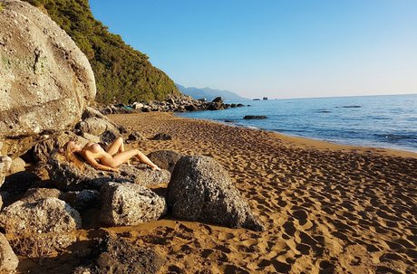 アマチュアブロンドオンリーファンズ ヌード 写真