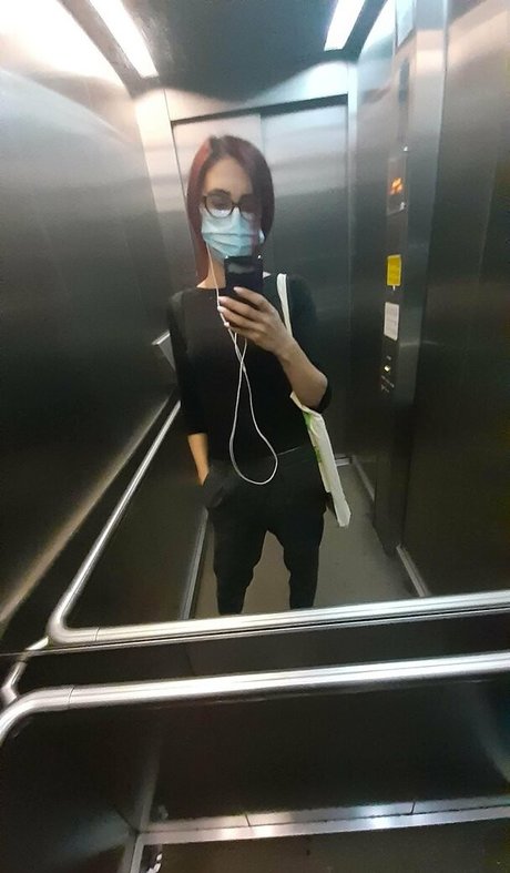 evabanefree アダルトモデル 写真