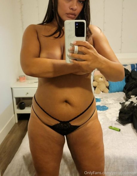 yettajobrown ポルノスター 高品質 写真