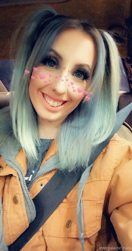 Alieninara プロフィール写真