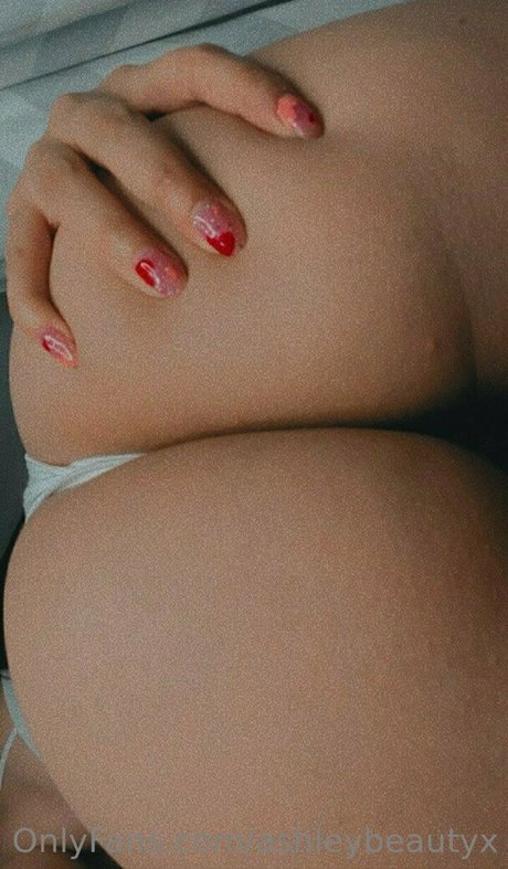 ashleybeautyx 美しい女優 画像