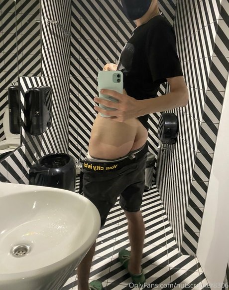 nutscracker8306 セックスポルノスター 写真