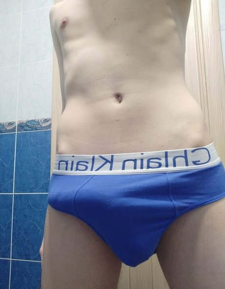 nutscracker8306 裸のモデル 写真