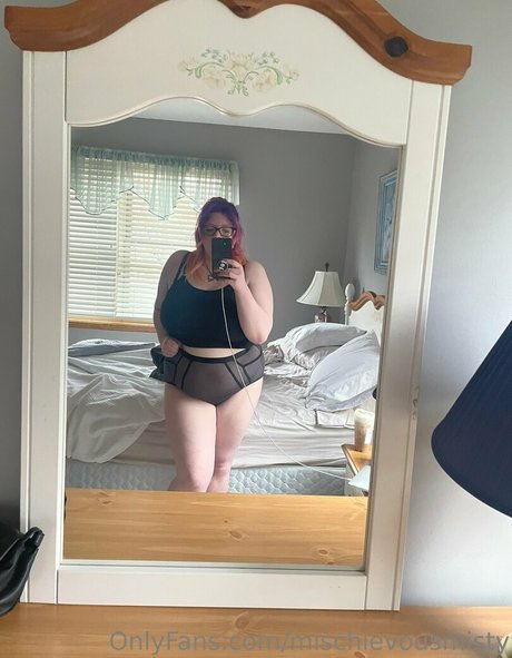 巨乳ランジェリーオンリーファンズ 美しいポルノ 写真