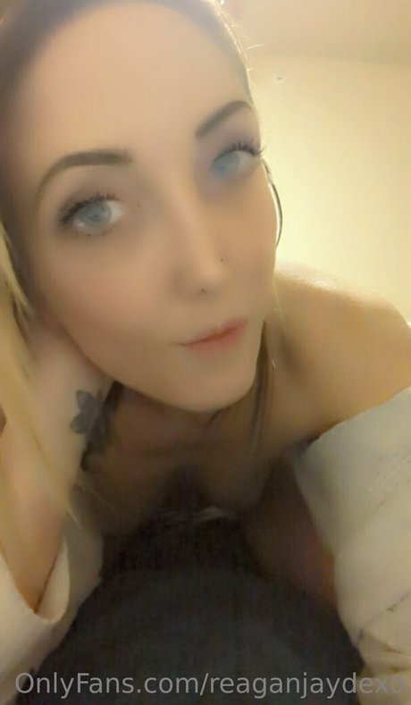 赤毛の痩せたオンリーファンズ ヌード 画像