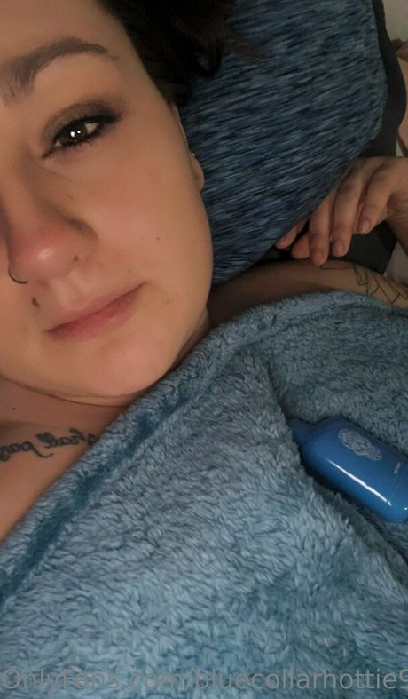 bluecollarhottie98 アートモデル 画像