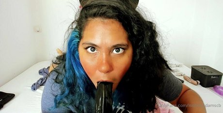 アラブ人妻オンリーファンズ セックス 写真