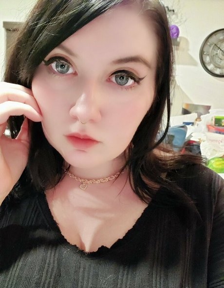 巨乳コスプレオンリーファンズ ポルノ 写真