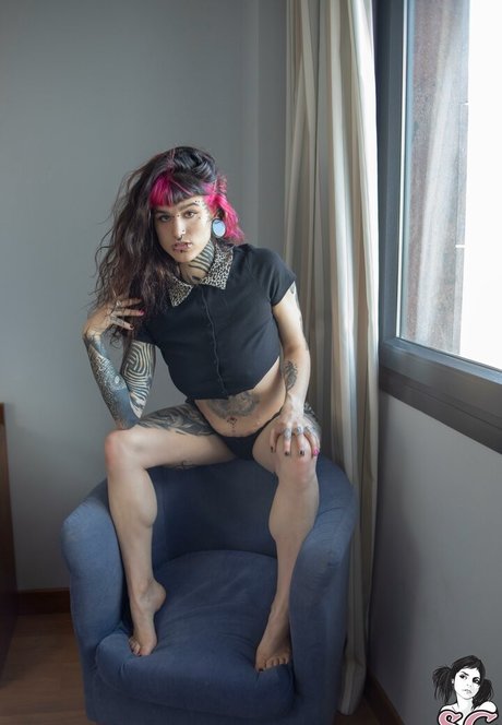 Mollymoon ポルノスター セクシー 写真