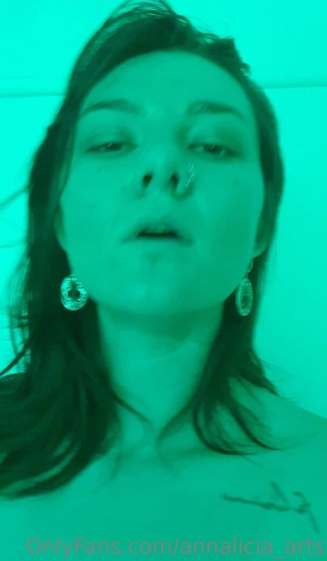 annalicia arts 高品質のポルノスター 写真