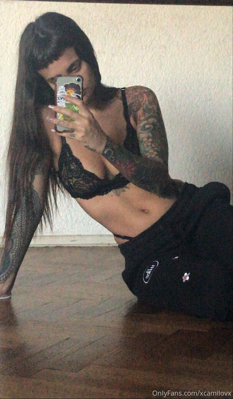 xcamilovx 高品質女優 ギャラリー