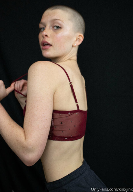 黒人のオンリーファンズ ホット裸 ギャラリー