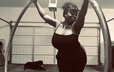 カムフィートオンリーファンズ 美しいポルノ 写真