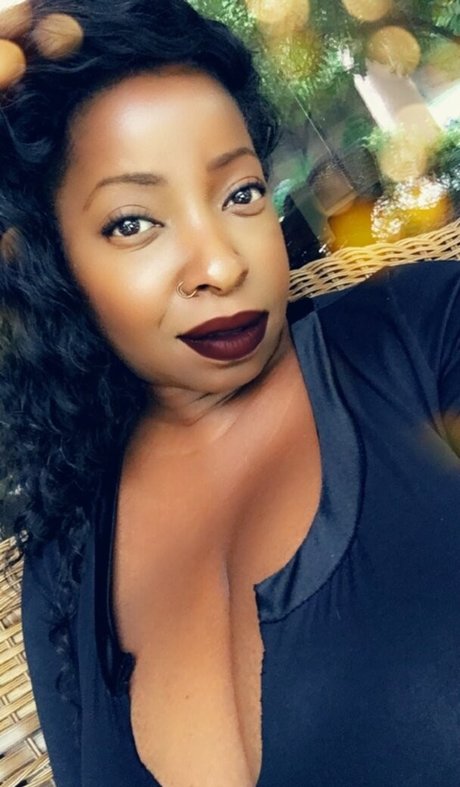 柔軟なティーンオンリーファン ホットヌード ギャラリー