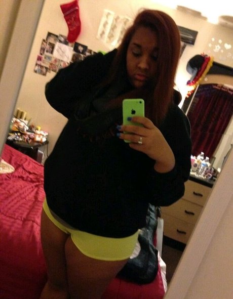 queen coco21 スター ヌード アーカイブ