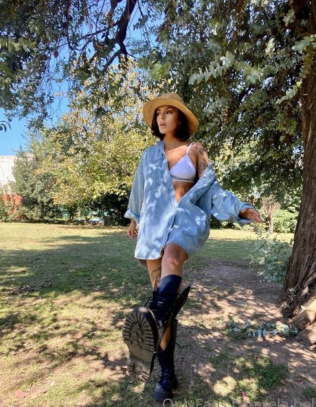 フィットネスプッシーオンリーファンズ 無料ヌード 画像