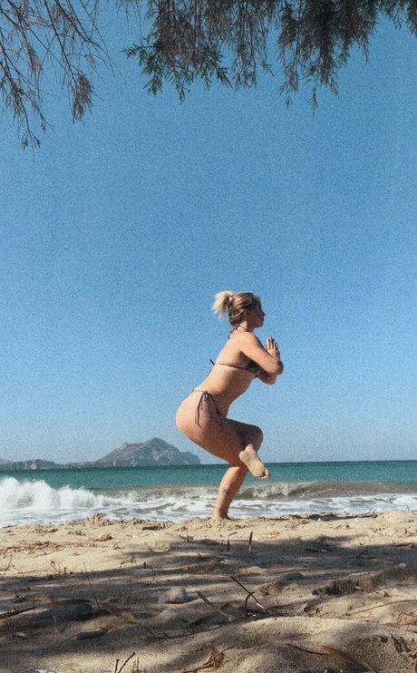 willowwhispers ポルノスター ホット 画像