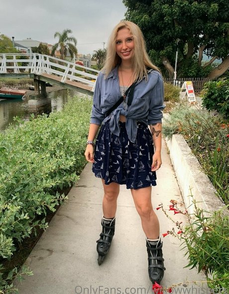 willowwhispers ポルノスター 画像