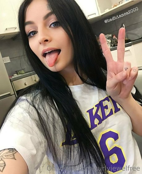 いちごミルクオンリーファンズ 無料 画像