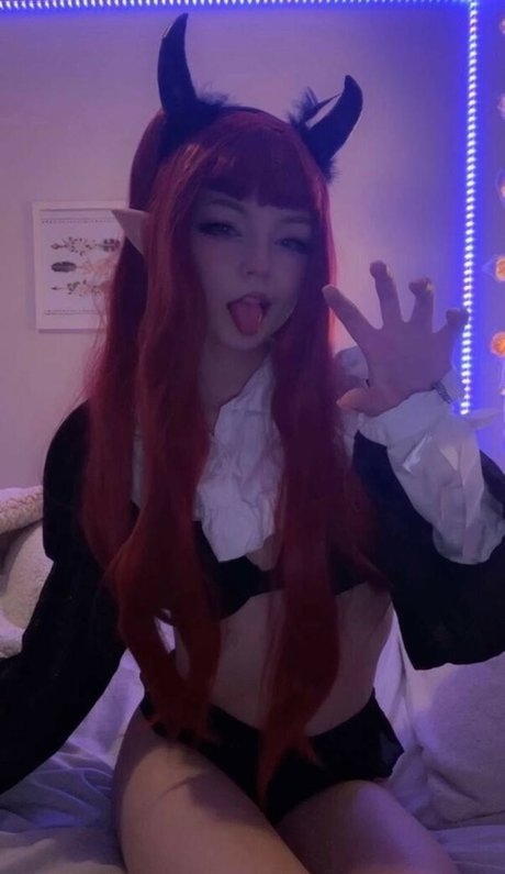 Strawberrymillk xxxスター 写真