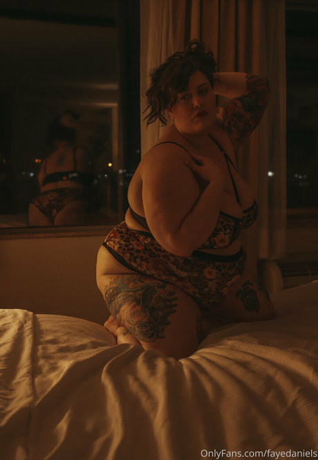 黒人ティーンオンリーファンズ 美しい 写真