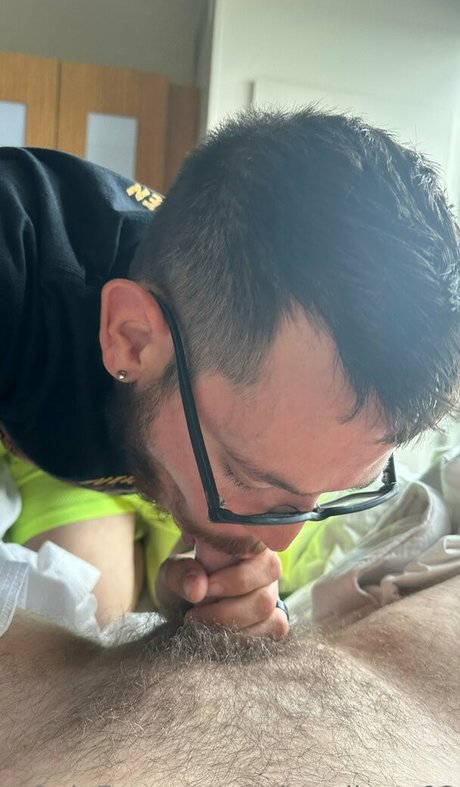 チアリーダーオンリーファンズ ホットセクシー 写真