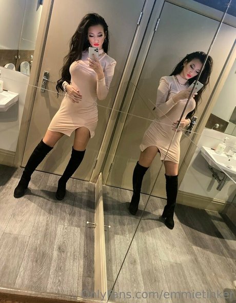 emmietinker ポルノスター xxx 写真