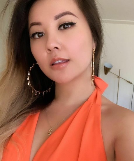 カップルのオンリーファンズ セクシーヌード 画像